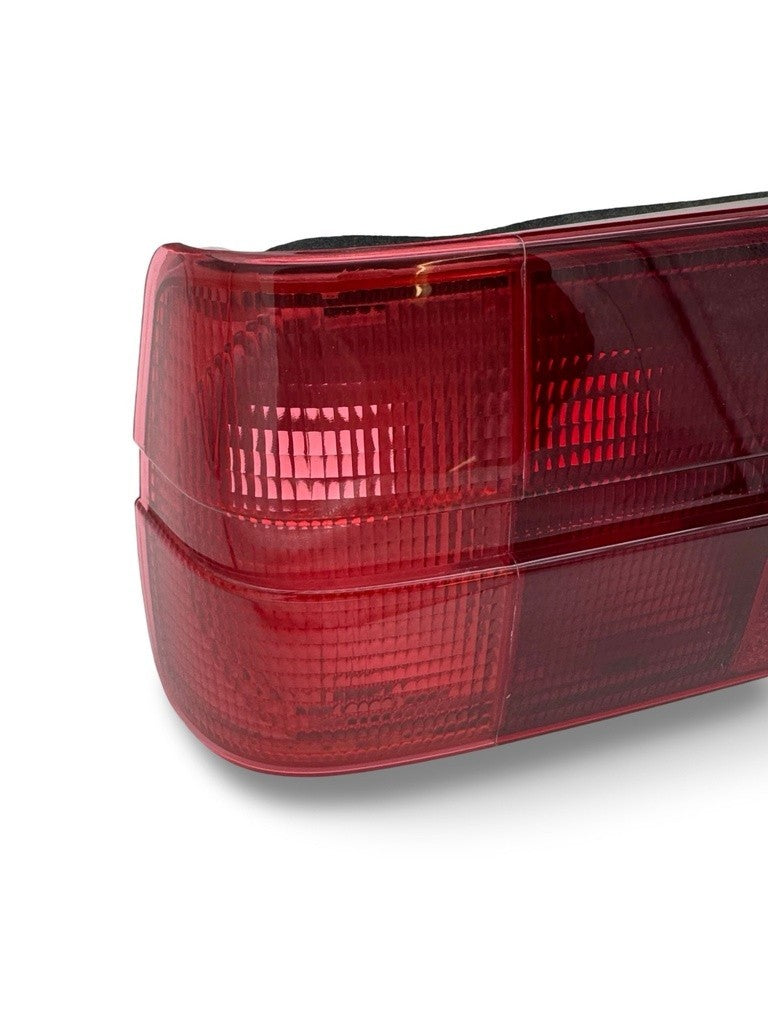 AMCP Pair Rear Lights Tail Lamps BMW 3 E30 Sedan Touring Cabrio 81-87 LHD