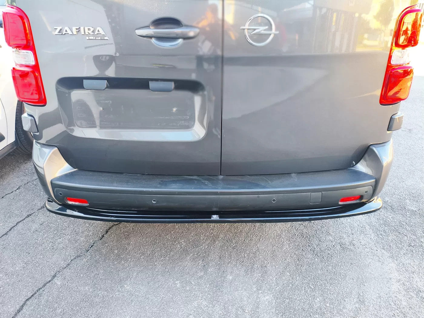 Motordrome Rear Bumper Diffusor Jumpy Space Tourer Scudo Vivaro Expert Proace