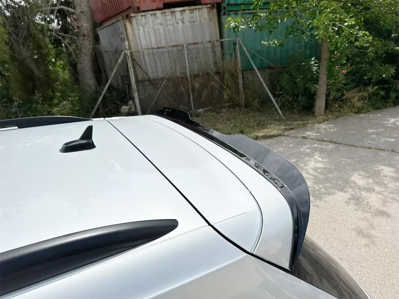 Motordrome Rear Wing Spoiler VW Tiguan R-Line Mk2 Facelift 20-24 Gloss Black