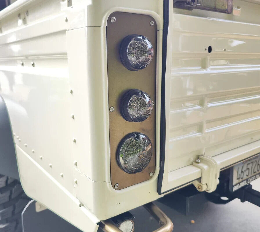 95mm NAS Rear LED Lamp Rear Lights Smoked Lens Kit Black Land Rover Defender LD