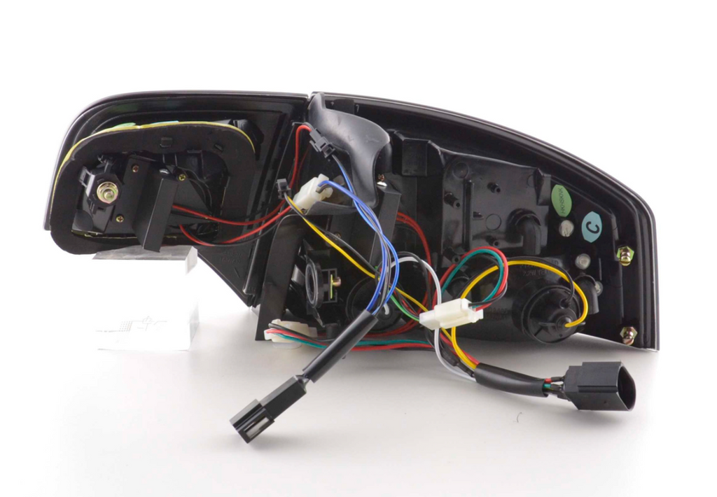 FK Audi A4 B7 8E 04-07 LED REAR Lights DRL Lightbar TAIL LIGHTS Black LHD - LJ Automotive