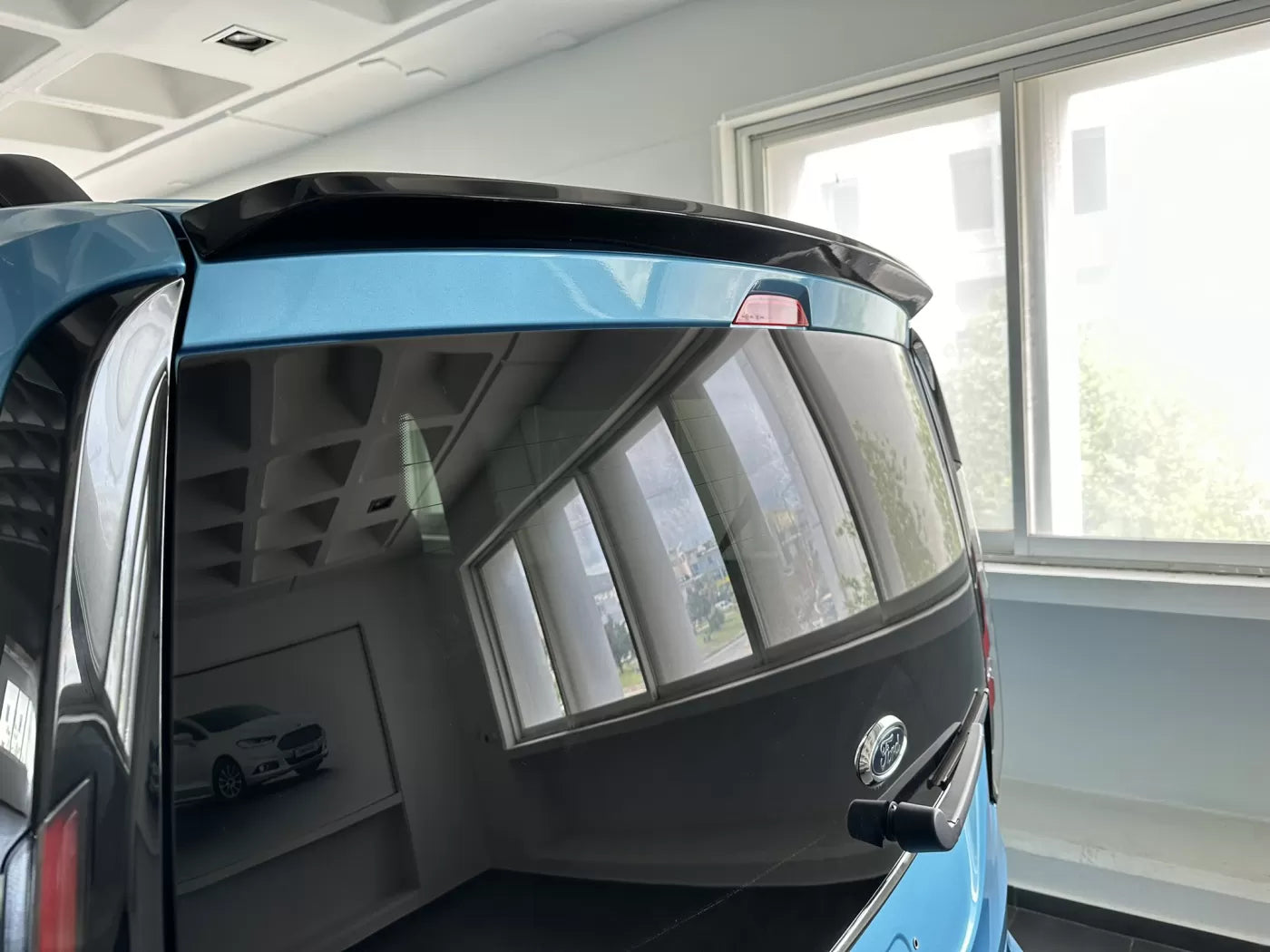 Motordrome Design Rear Wing Roof Spoiler Tailgate Ford Tourneo Connect 3 Mk3 2022- / Volkswagen VW Caddy 5 Mk5 2021-