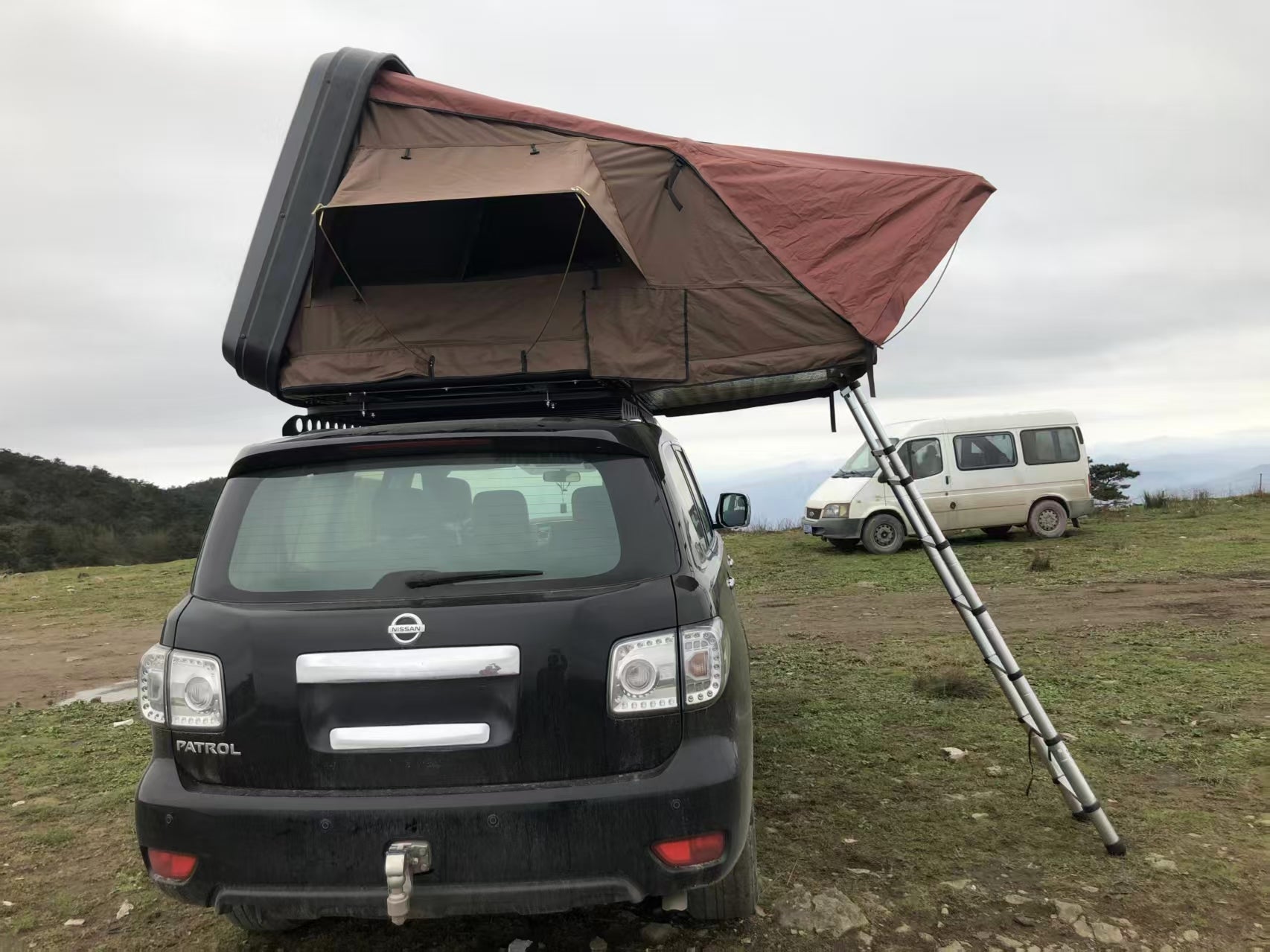 WEIER WERT-009 Aluminium Alloy Durable ABS Hard Shell Side Opening Rooftop Tent 4 Season 2 Bedrooms - For Car / RV / Pickup / Van / Camper / 4x4 + Ladder + 7cm Mattress + Light + Shoe Bag